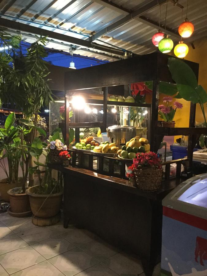 Rose Guest House Chiang Mai Buitenkant foto
